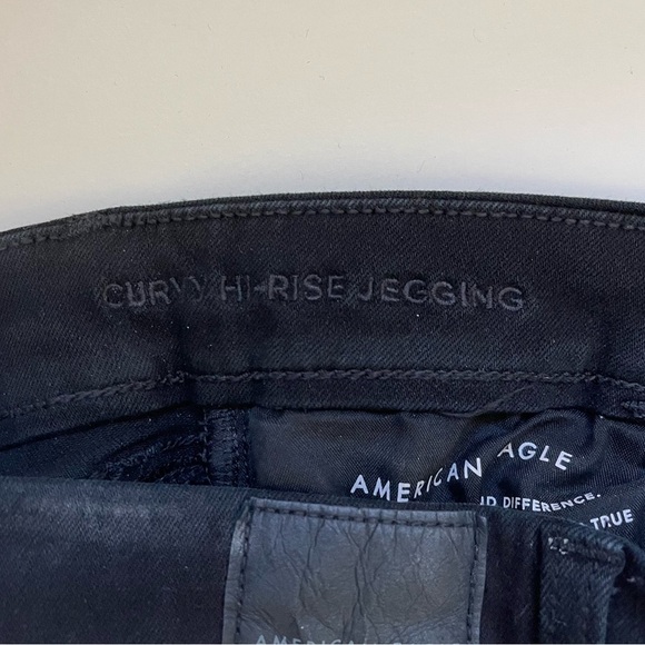 American Eagle Black High Rise Distressed Skinny Curvy Jeans 4 Short Women’s - Picture 11 of 13
